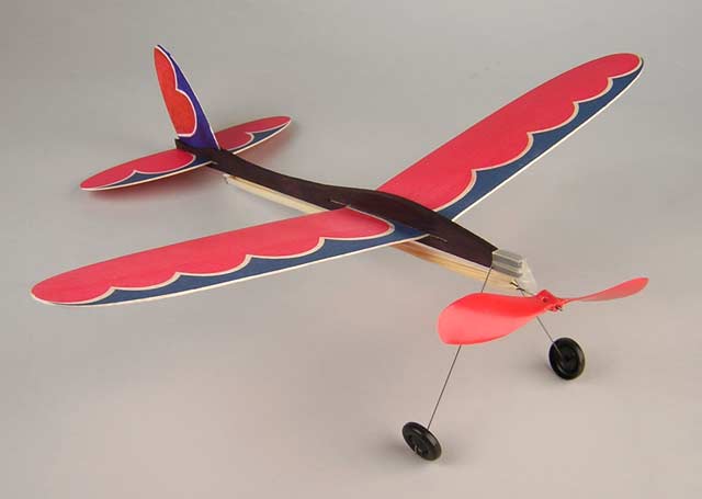 Jim Walker 1948 Pursuit introduced the plastic prop mount